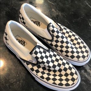 Vans Checkerboard black/ off white slip on vans